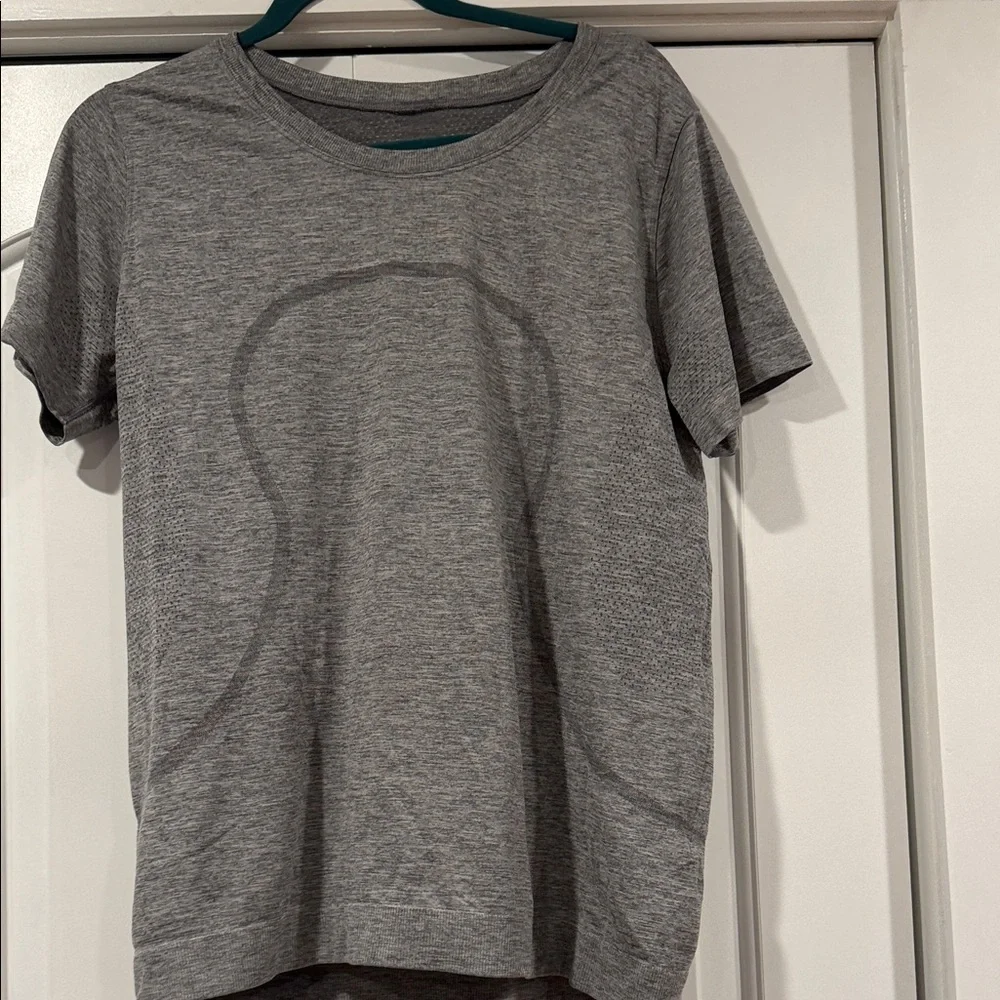 lululemon athletica Grey Short Sleeve Logo Tee